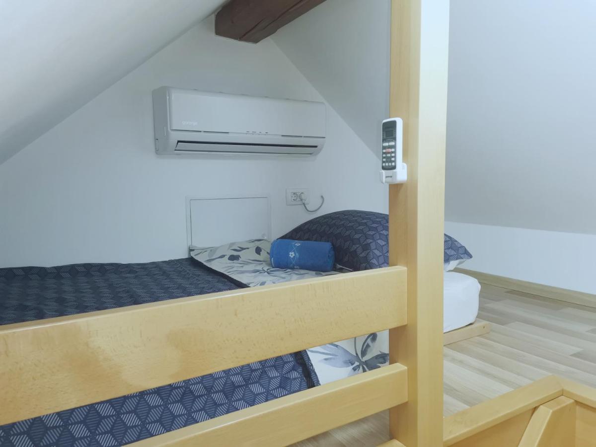 Gartnar Home -Hiska S Pridihom Domacnosti In Pogledom Na Hribe. Radovljica Exteriör bild
